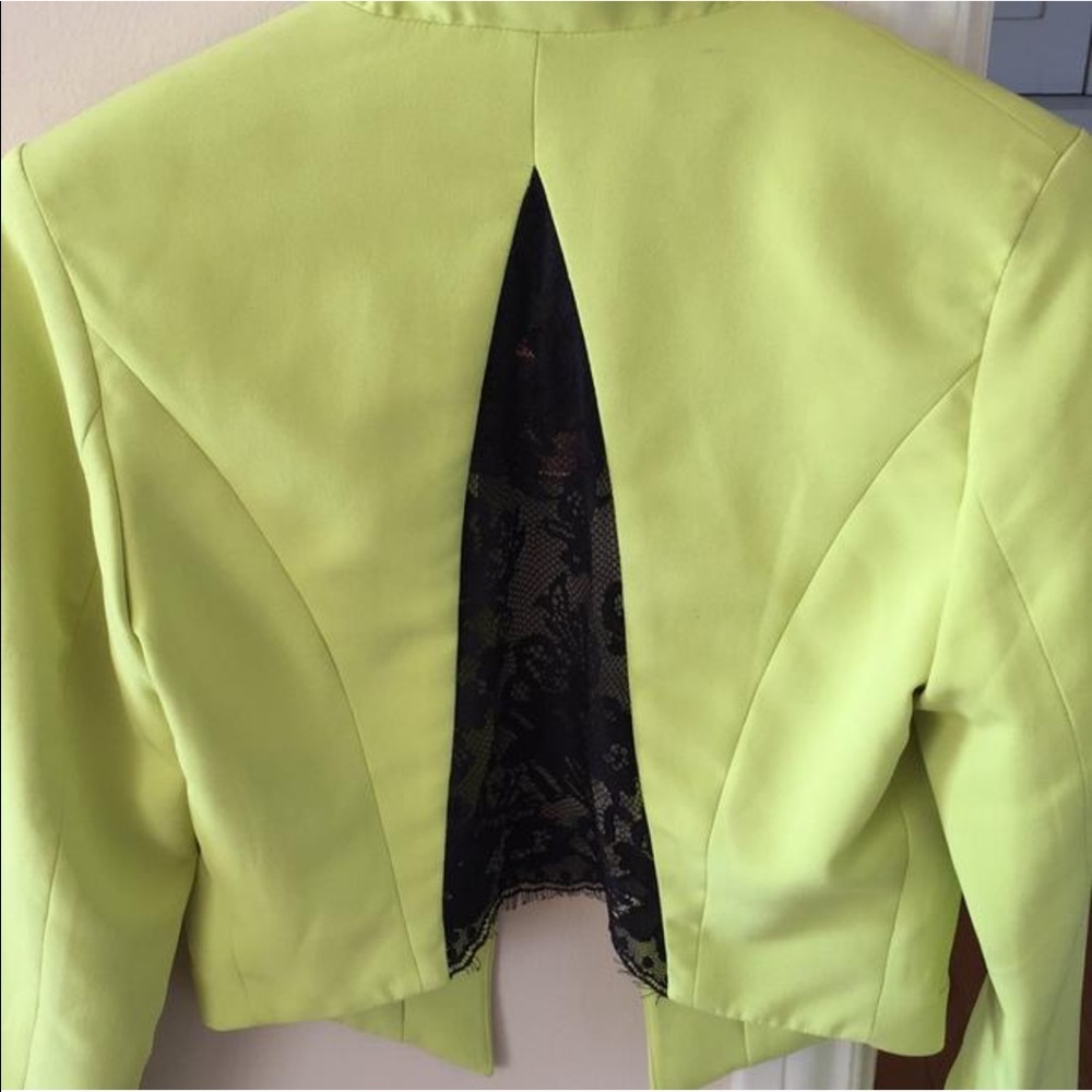 Blazer - Picture 2 of 4
